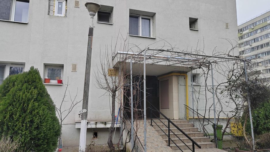 Garsoniera ieftina cu vedere la parc - Poză 9