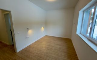 Apartament 2 camere cu balcon de 7.29 mp, aer conditionat - Poză 3