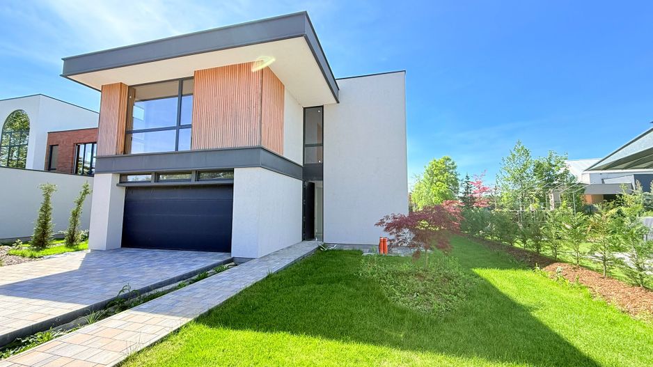 Vilă modernă de vânzare | 5 camere | Dumbrava Vlăsiei | Teren 750 mp - Poză 1