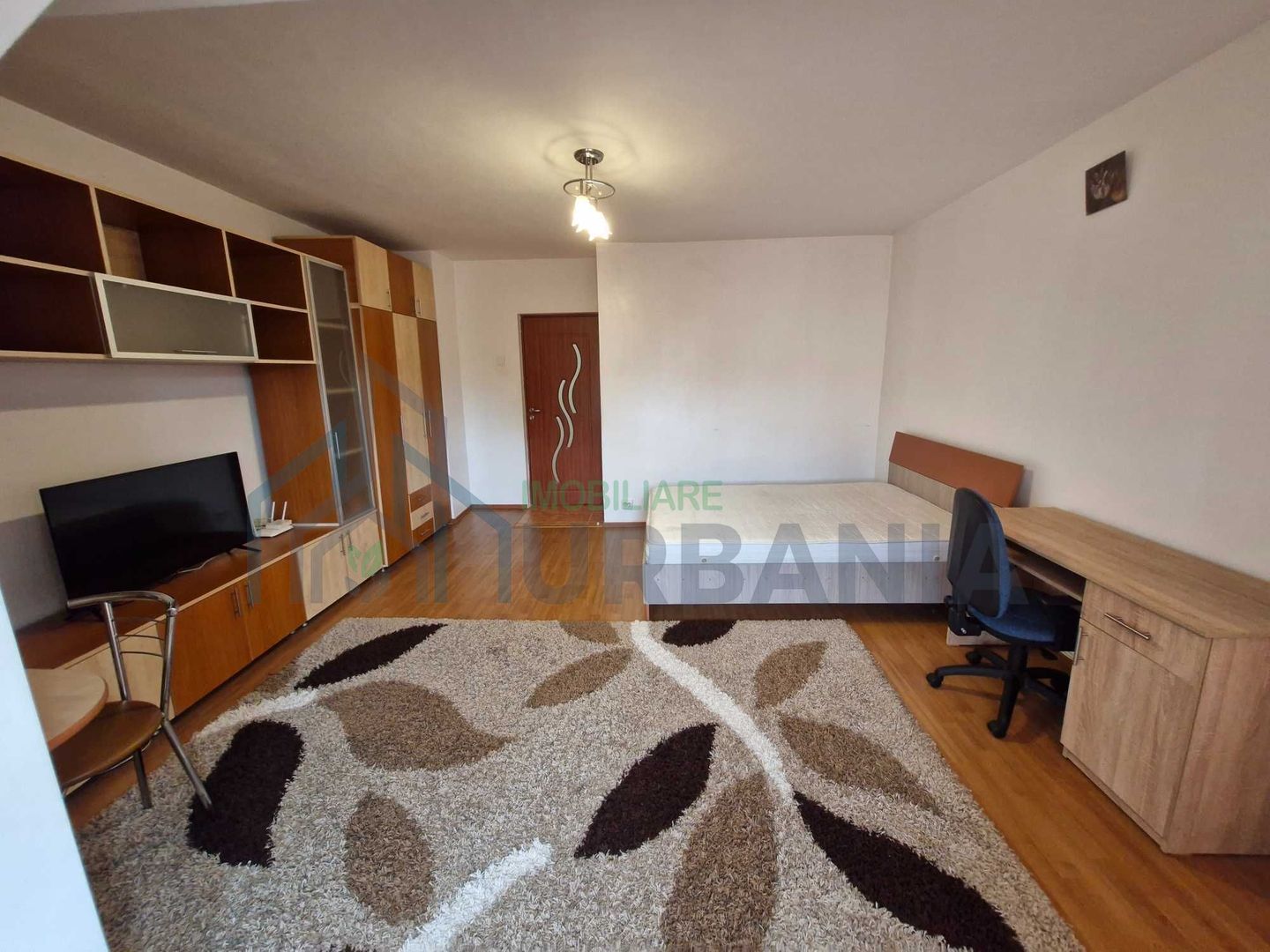 Apartament 1 cameră, 41 mp, decomandat, zona Pod Nicolina (prima stație Podu Roș), 15 min până la Palas - Poză 2