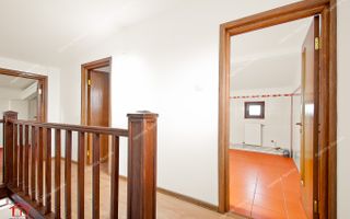 Vanzare vilă in Galati, renovată complet in 2025, 3 nivele, cu terasa - Poză 26