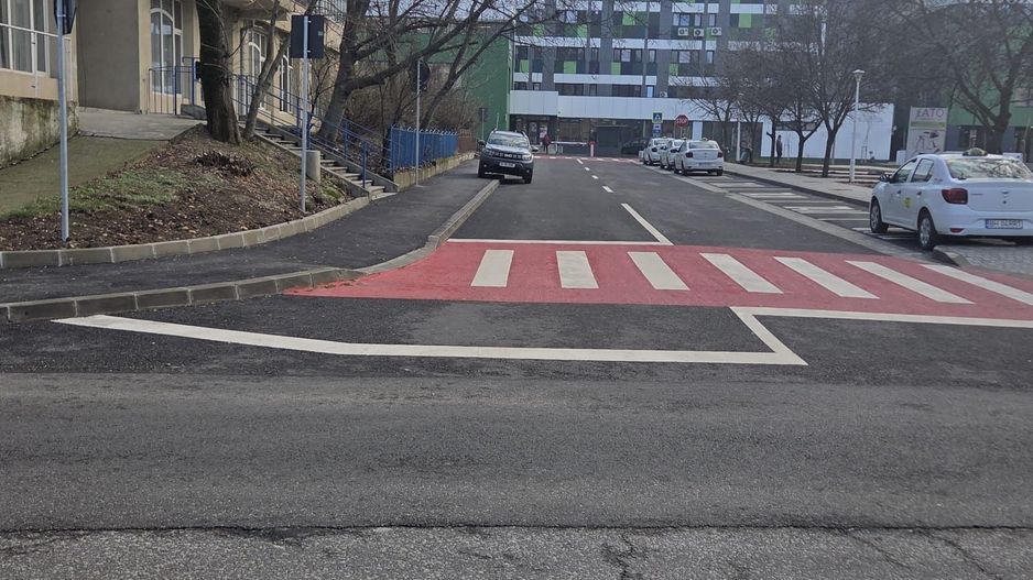 Apartament 2 camere decomandat-zona Spitalul Judetean-139.500 euro neg - Poză 14