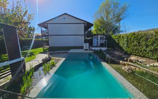 Pensiune de vanzare in Costinesti la doar 0.9 m distanta de plaja - Poză 8