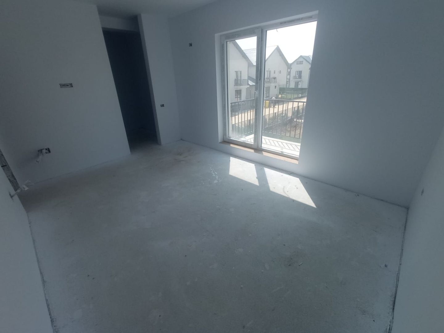 CASA INDIVIDUALA DOMNESTI, 4 CAMERE, 120 MP UTILI, GARAJ, COMIS 0% - Poză 13