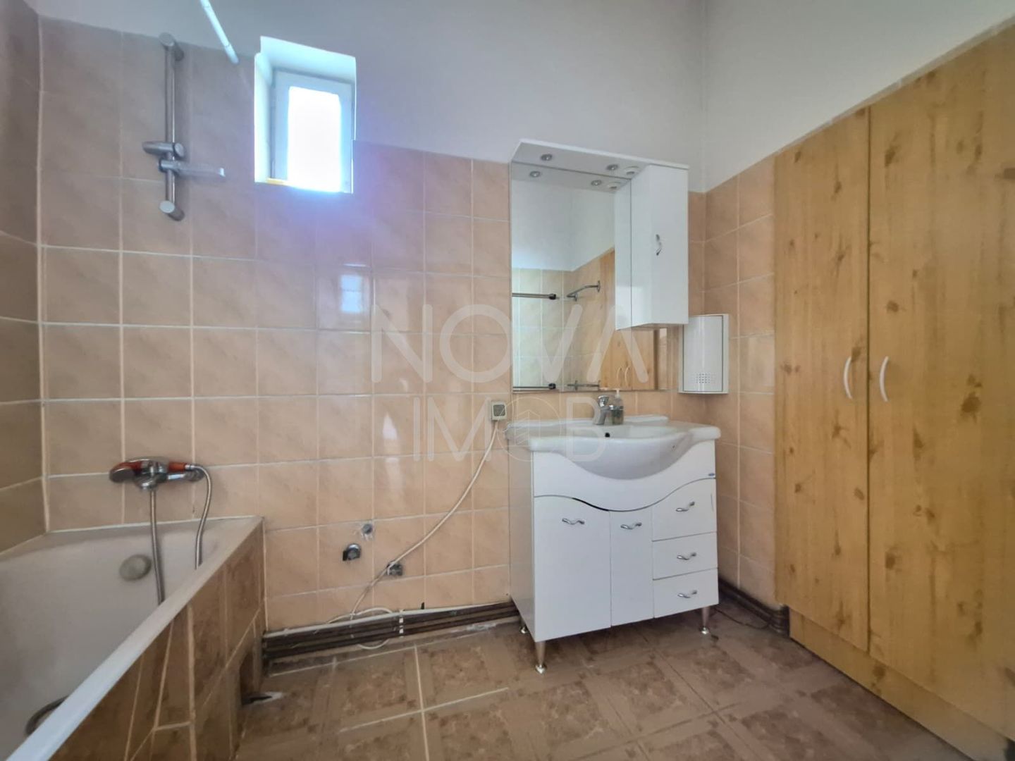 Apartament 4 camere de inchiriat, Strada Cetatii,  Sibiu - Poză 10