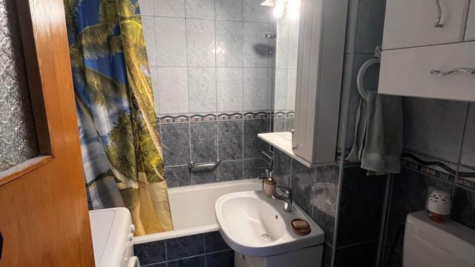 AP. 3 CAMERE DRISTOR, BUCATARIE INCHISA, MOBILAT/UTILAT, METROU 1 MIN - Poză 7