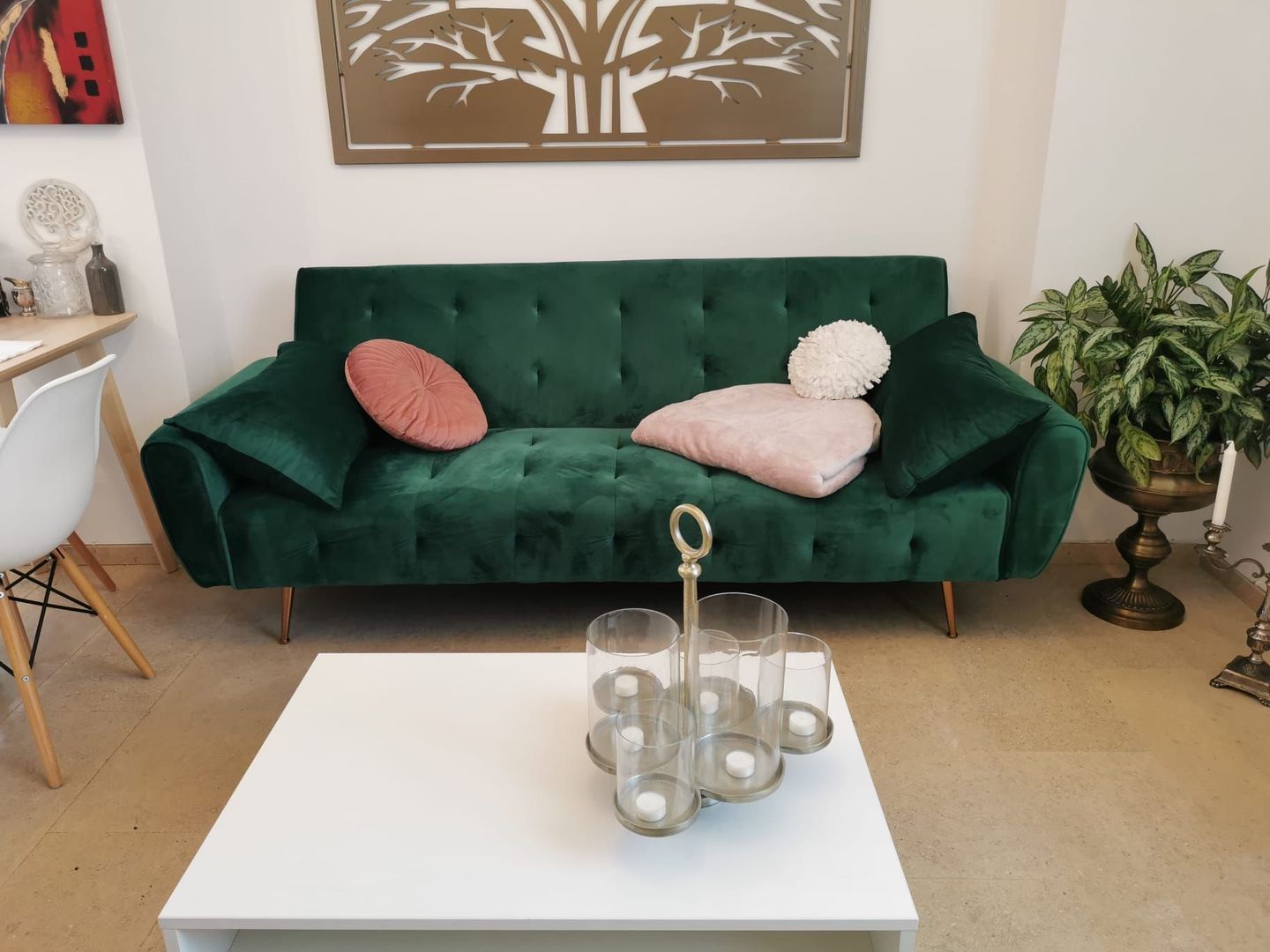 Apartament cu doua camere si loc de parcare - Poză 3