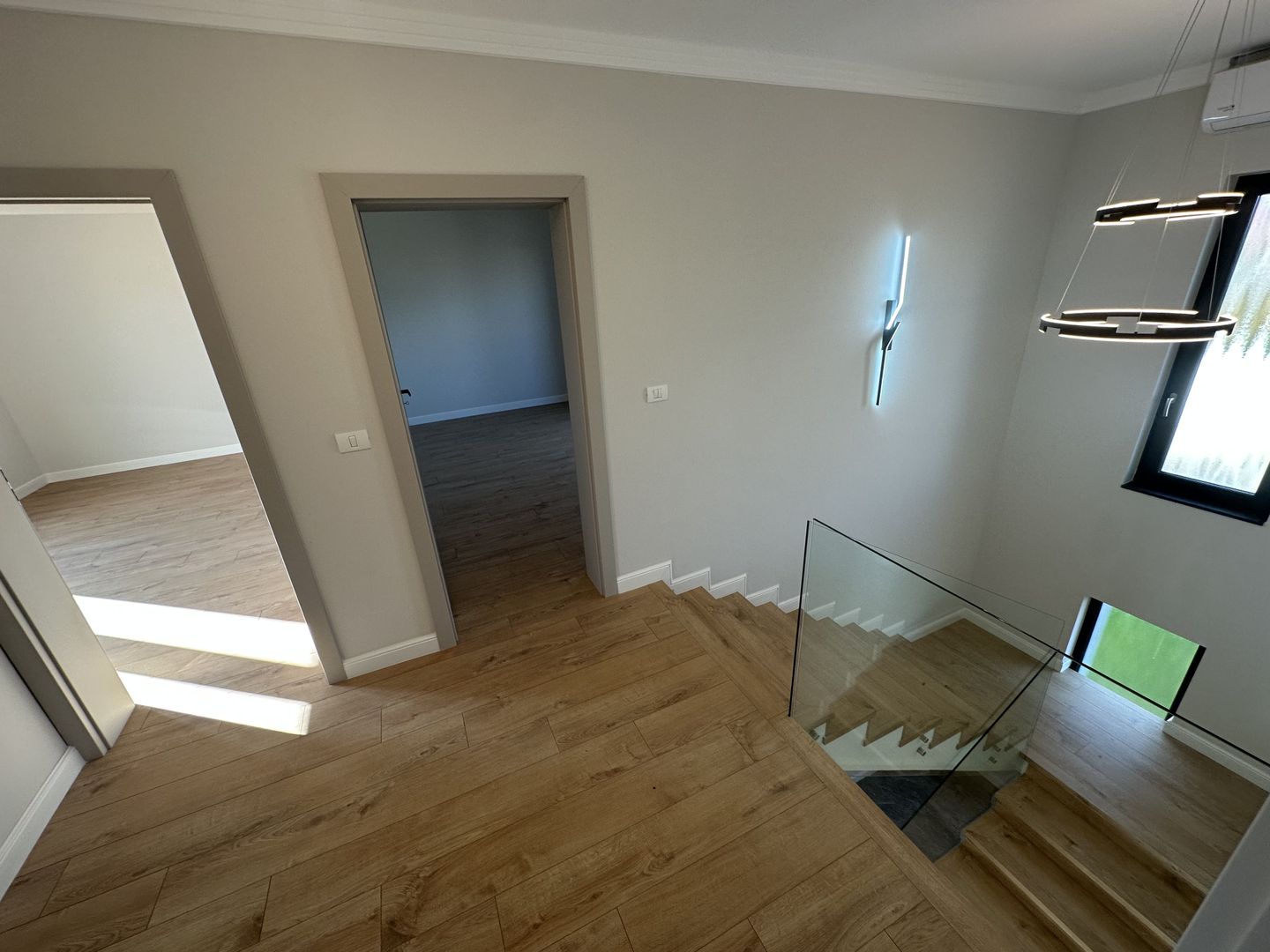 CASA INDIVIDUALA - Poză 30