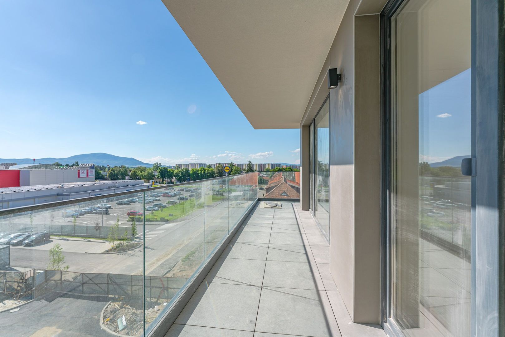 Apartament 2.5 Camere Sala Polivalentă | 59 mp Util + 18 mp Balcon - Poză 12