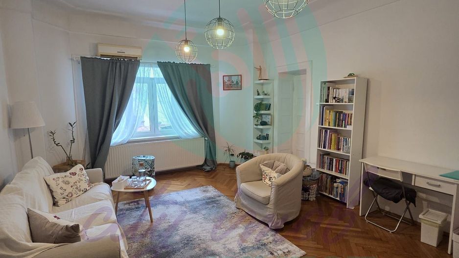 Spatiu, lumina si eleganta intr-un apartment interbelic - Poză 7