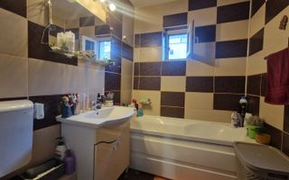 APARTAMENT 3 CAMERE CANTA   72mp - Poză 11