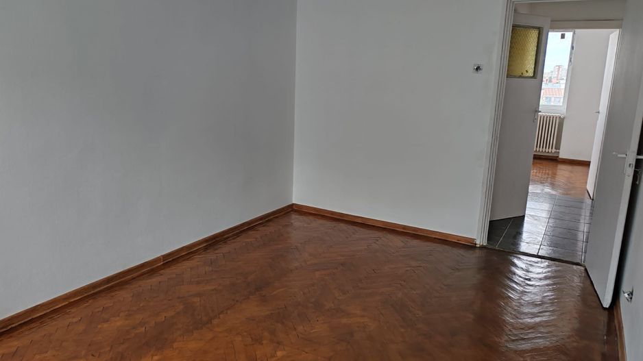 Apartament 3 camere Stefan cel Mare/Lizeanu - Poză 4