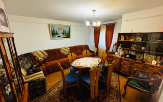 3 decomandate, centrala, 1 Mai - 110 000 Euro - Poză 21
