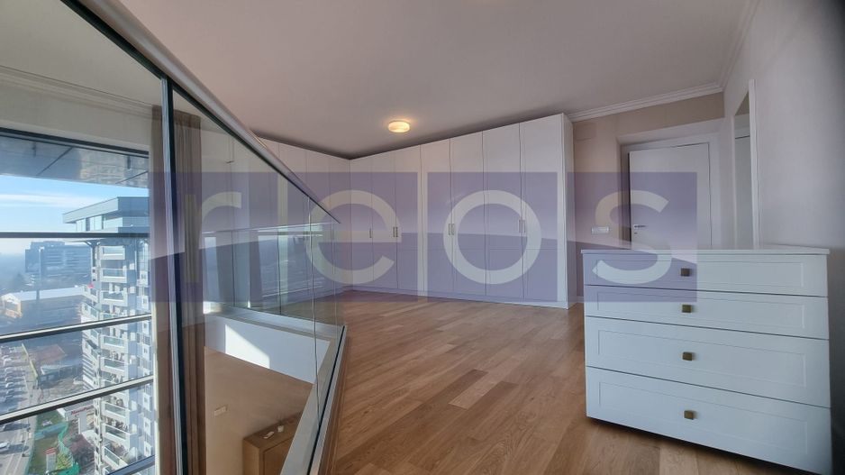 Vanzare penthouse cu view spectaculos in Complex Upground - Poză 12