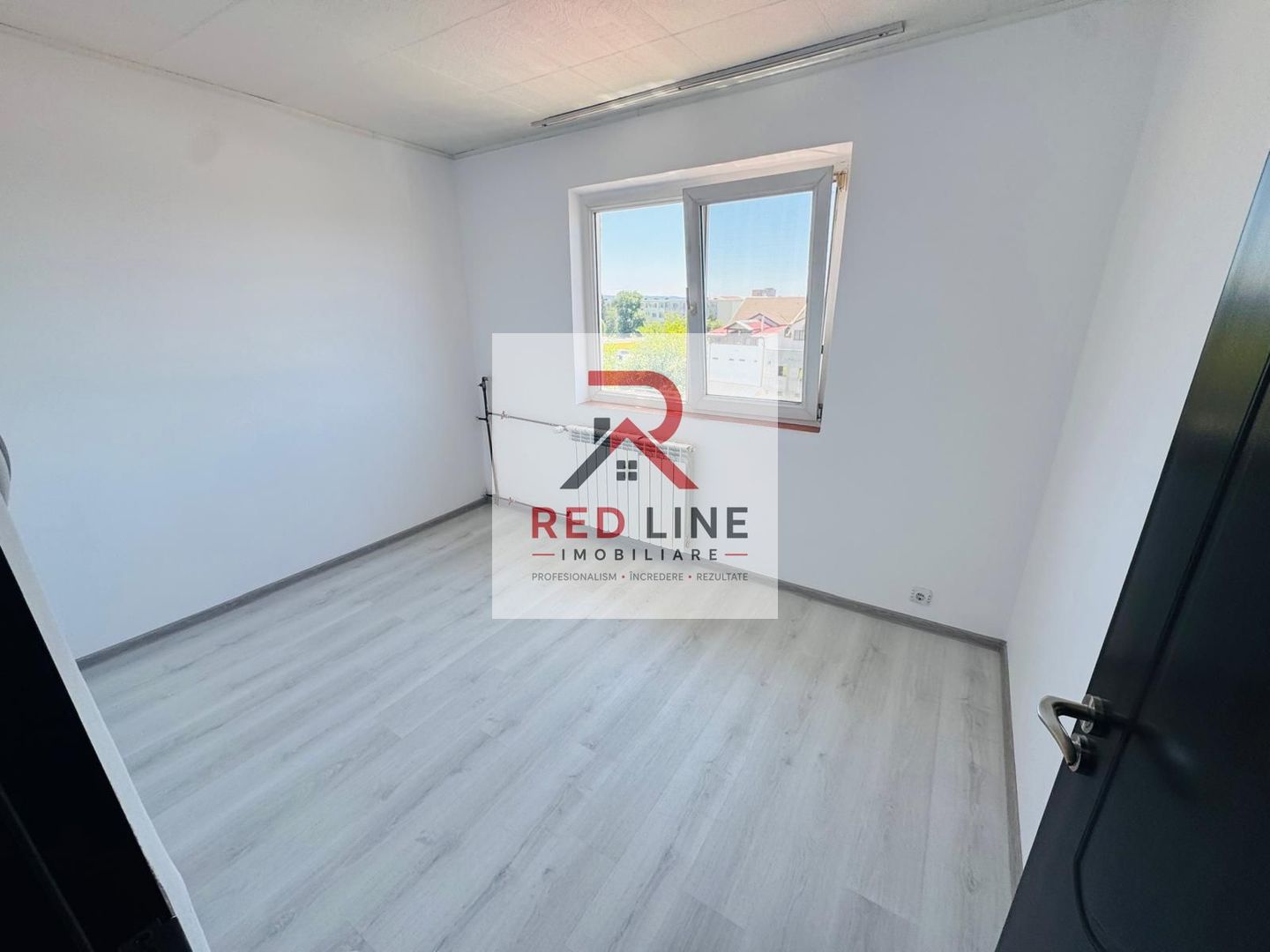 Apartament 3 camere Crihala Sud – Comision 0% - Poză 1