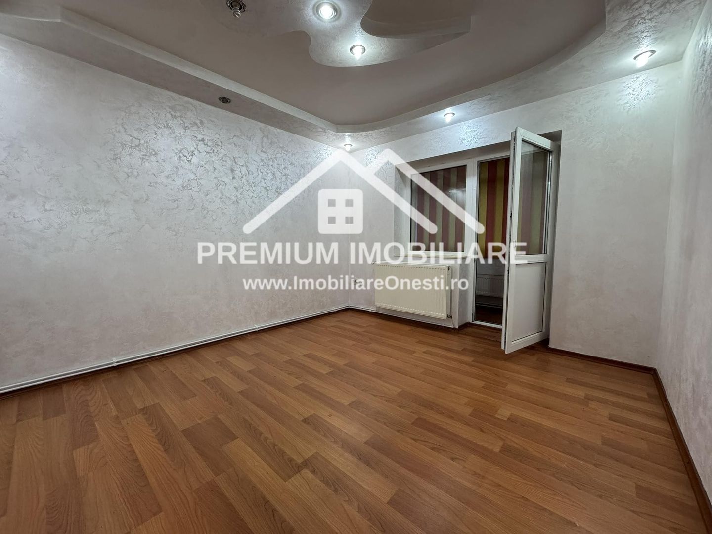 Apartament 3 Camere - Zona MAL - 98 mp - Poză 3