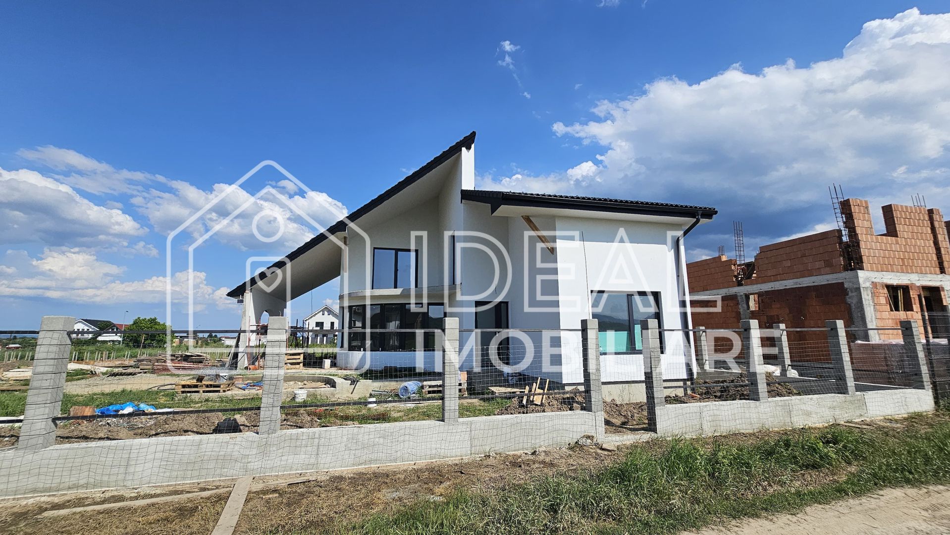 Casa Individuala Moderna cu 5 camere si 668 mpu curte, in Cristian - Poză 26