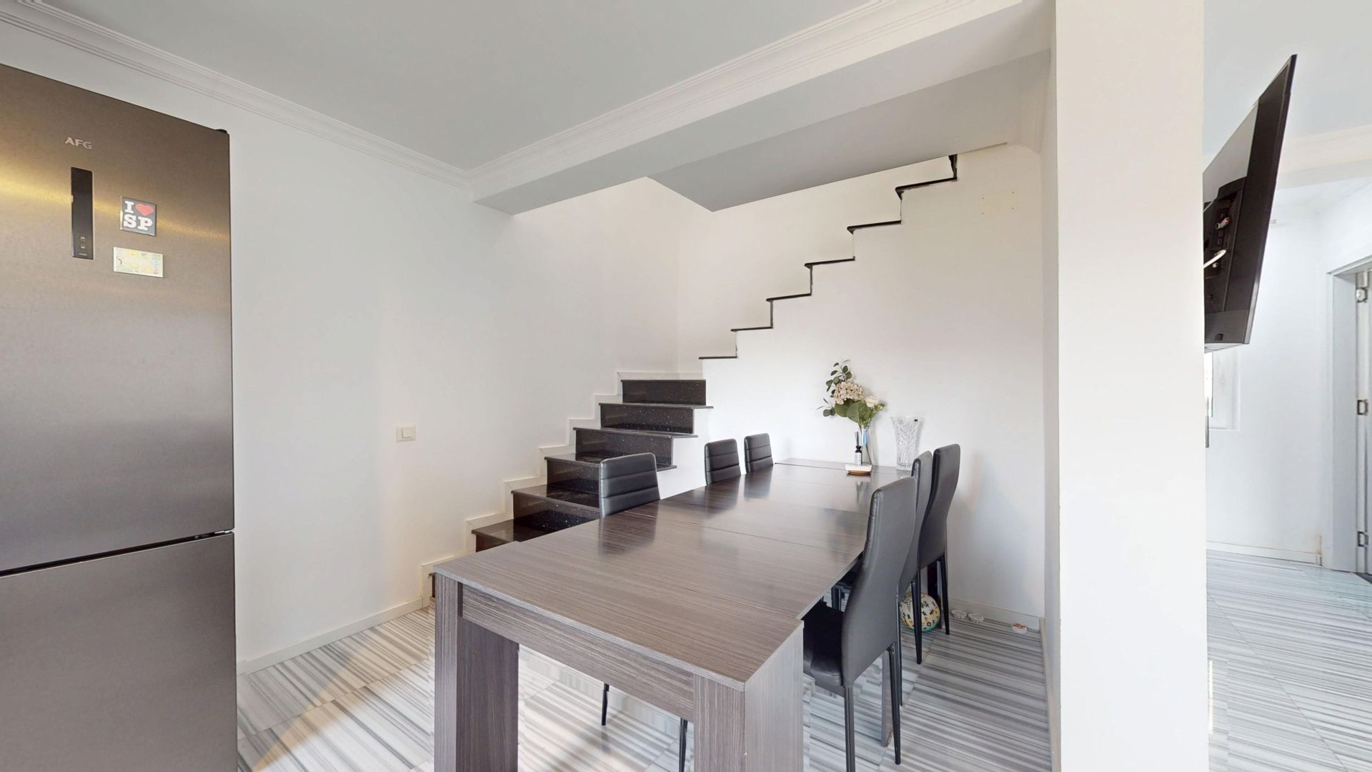 DOBROESTI - Ciresului | Vila tip Duplex - Curte + Parcari - Poză 13