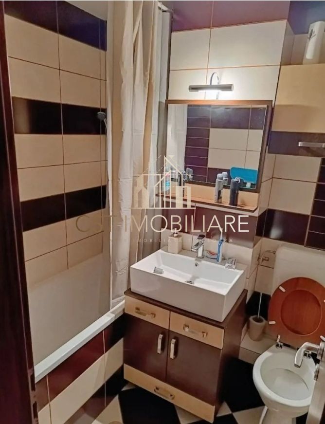 Apartament 3 camere decomandat Complex Studentesc - Poză 8