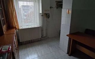 2 cam Sagului-Kiriac  etaj 3 centrala proprie - Poză 3