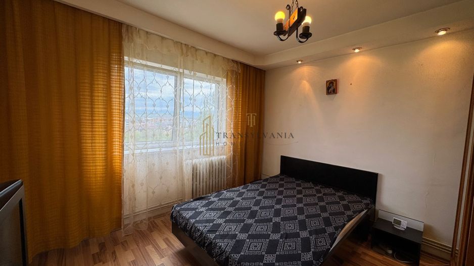 Apartament 2 camere decomandat, etaj intermediar, Cartier Vasile Aaron - Poză 5