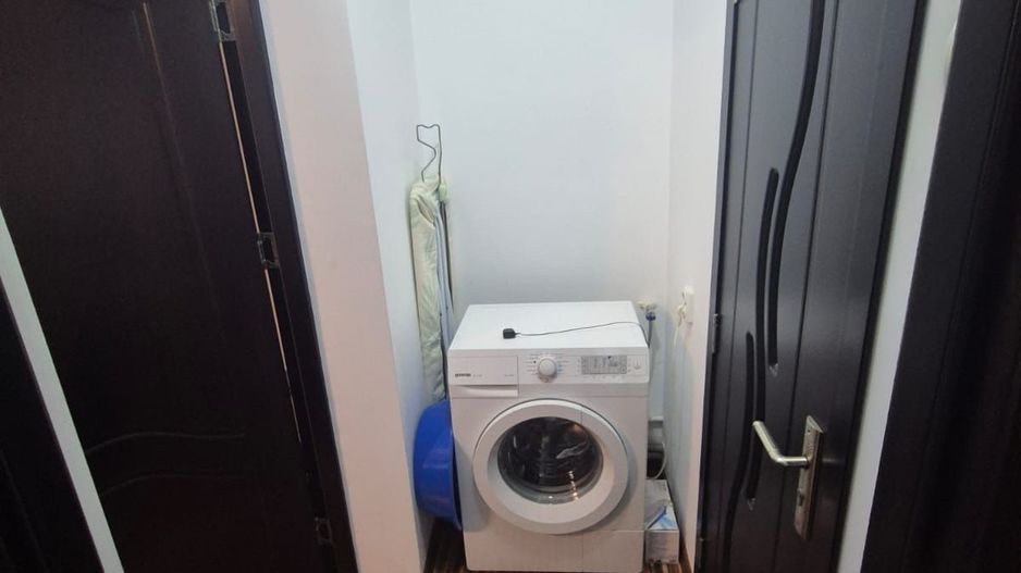 Ap 3 camere Titan - Piata Miniș mobilat/utilat - Poză 14