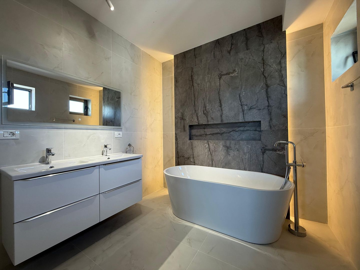 Apartament 3 camere | Green Lake | Vedere lac - Poză 10