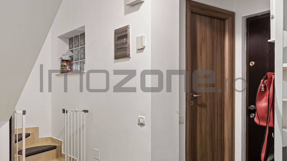 str. Cosmina, metrou Raul Doamnei, Vila, 4 camere, MOBILATA, UTILATA, COMISION 0 - Poză 20
