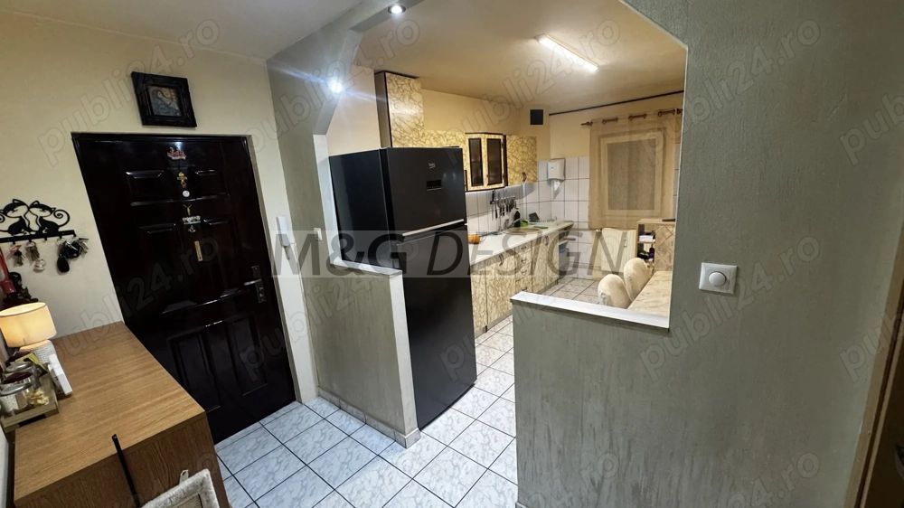 Apartament 4 camere Soarelui etaj 1 - Poză 3