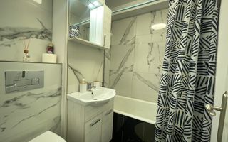 Garsonieră de Închiriat | Renovată Complet | Etaj 3 | Radauti - Poză 8
