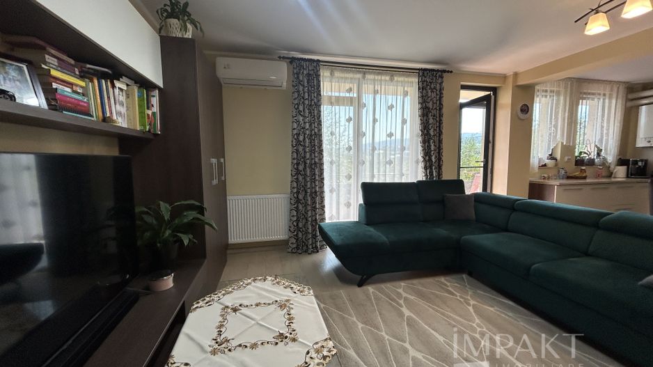 Vanzare apartament cu 2 camere + garaj, Borhanci! - Poză 3