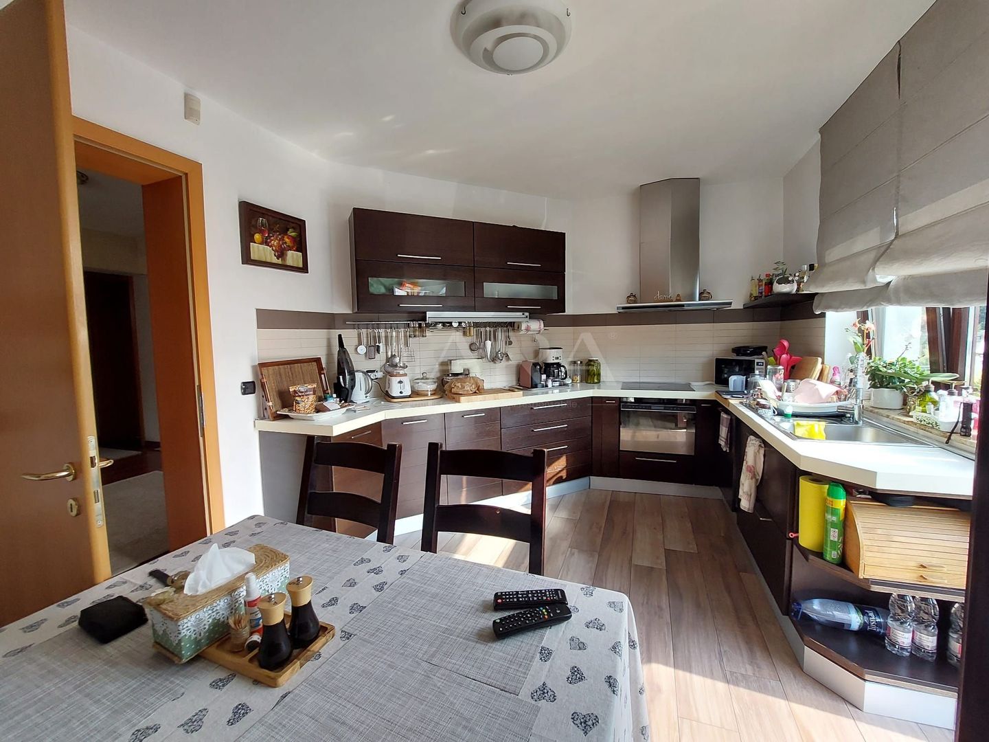 Casă cu 5 camere. de vânzare in Floresti, zona Parcului Poligon. - Poză 8