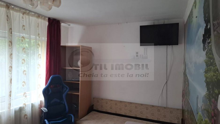 Apartament 3 Camere Podul de Piatra - 550 euro - Poză 13
