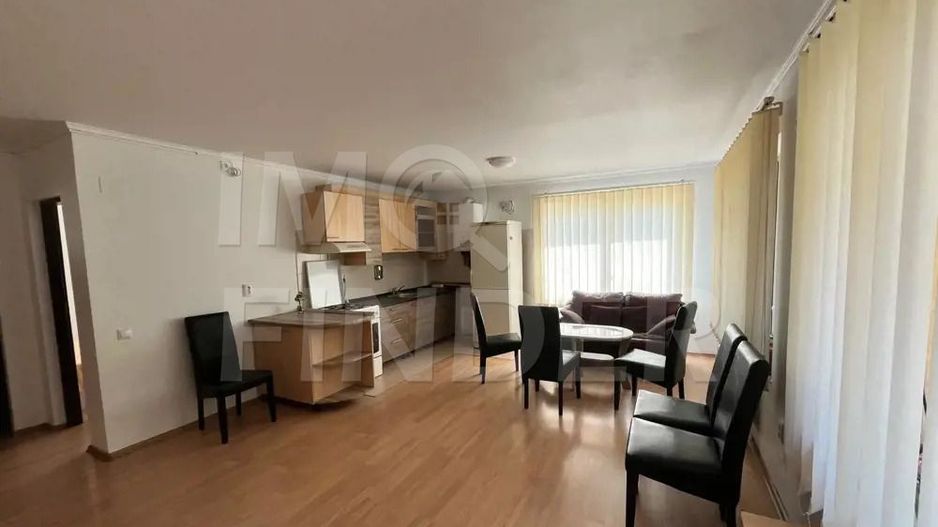 Vanzare apartament 3 camere in vila cu 6 apartamente in Buna Ziua - Poză 2