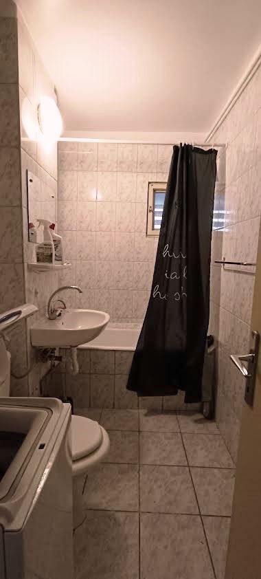 Apartament cu 3 camere in Racadau - Poză 6
