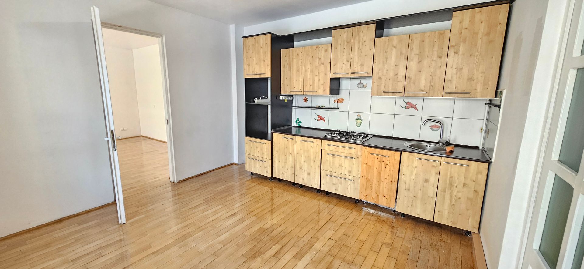 Casa de inchiriat in Andrei Muresanu, str. Anatol France - Poză 1
