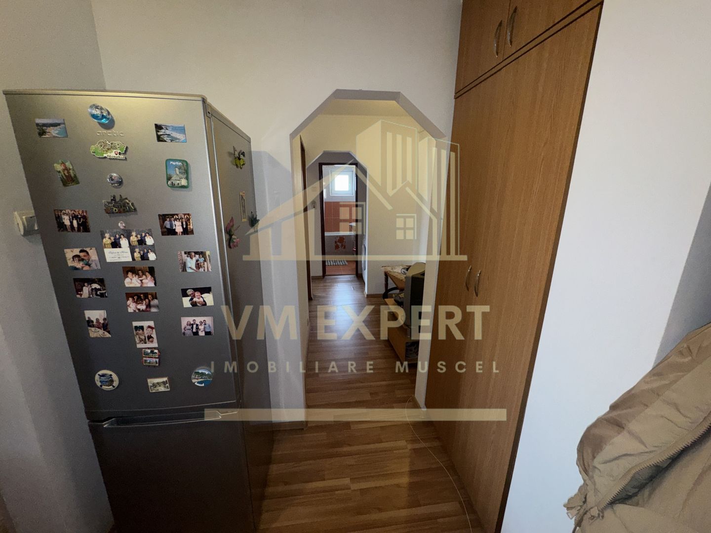 APARTAMENT 3 CAMERE ETAJ 4 VISOI - Poză 5