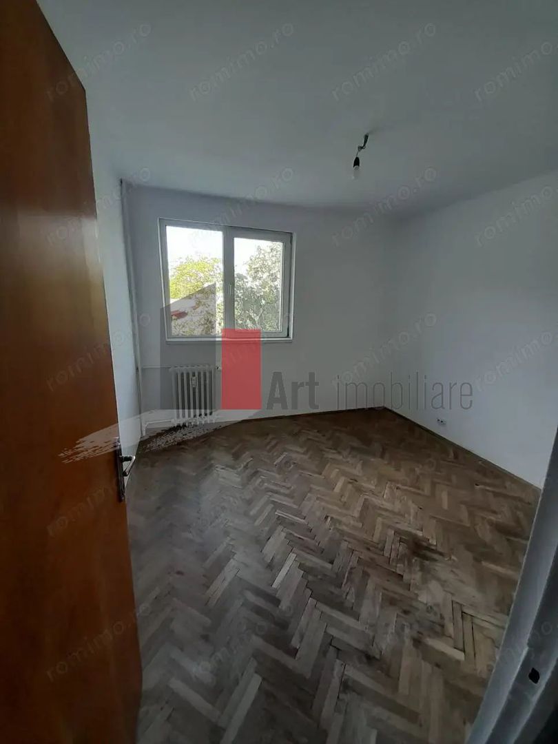 Apartament 4 camere Titan - Poză 9