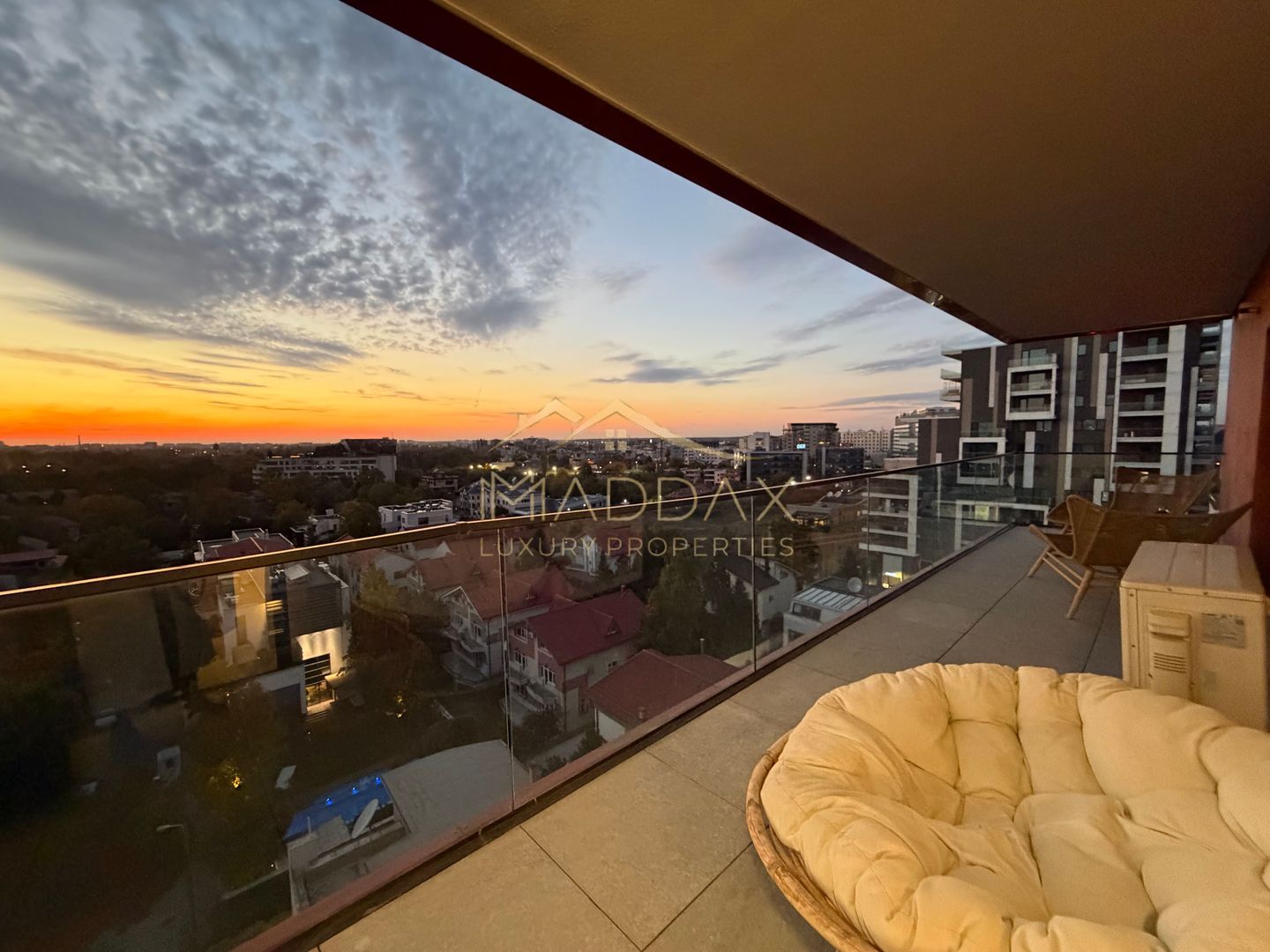 Penthouse 4 camere // 200 mp / terasă 38 mp / Herăstrău – Cartierul Francez - Poză 4