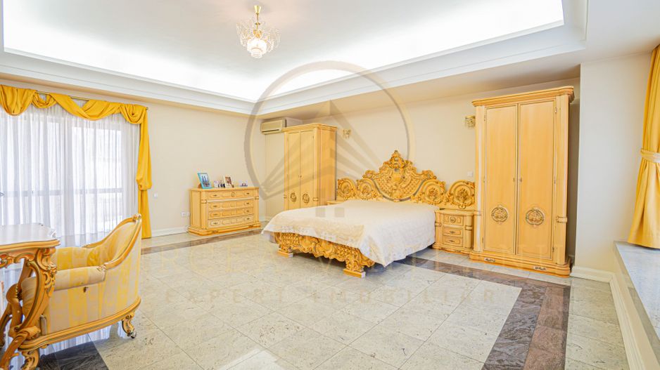 Ultracentral -Cladire impozanta  D+P+2E. - Poză 23