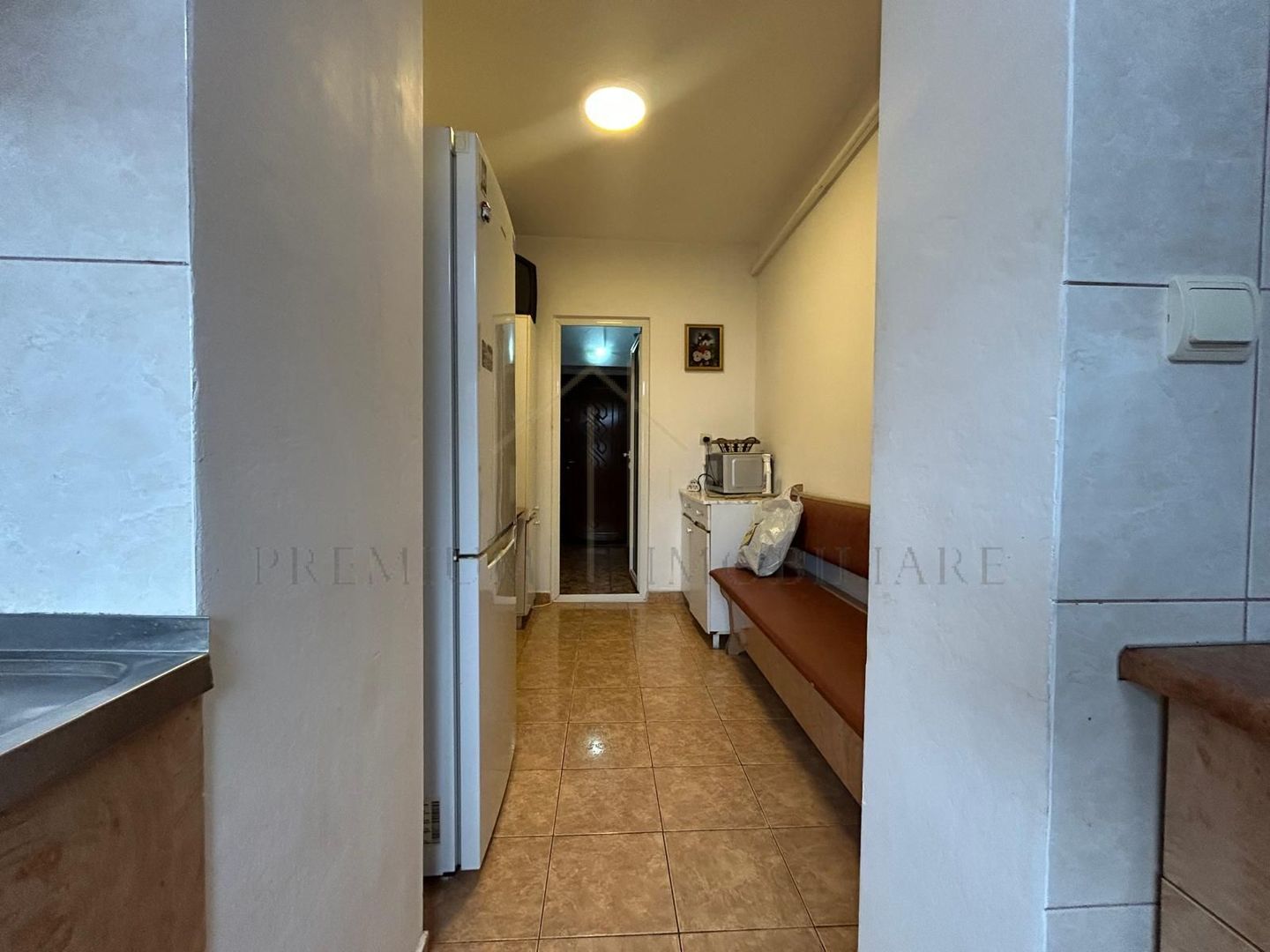 Apartament 2 camere semidecomandat – Etaj 3 – Balcon 7 mp - Poză 8