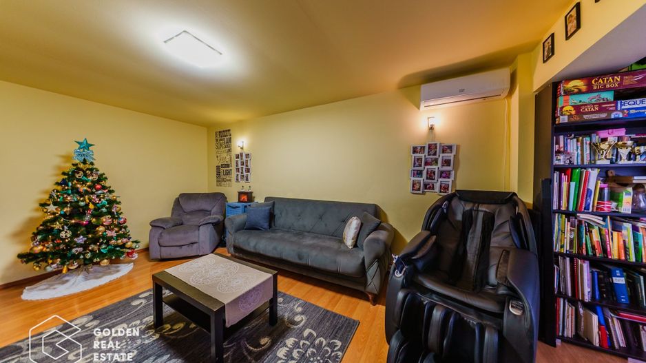 Apartament 4 camere, decomandat, etaj 2, Micalaca, str Fratiei - Poză 1