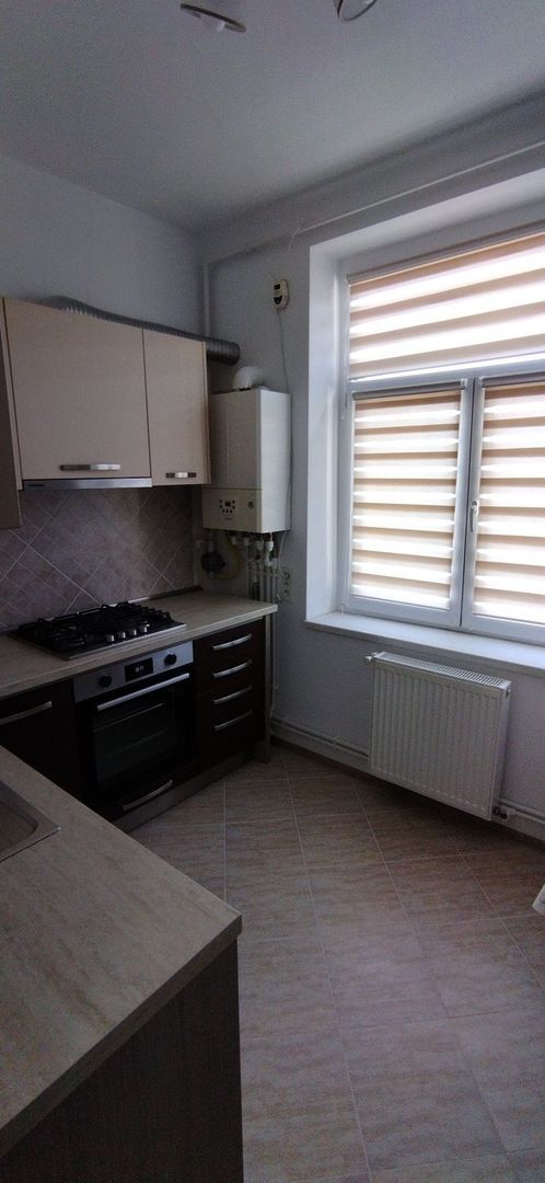 De inchiriat apartament 1 camera, zona centrala - Poză 3