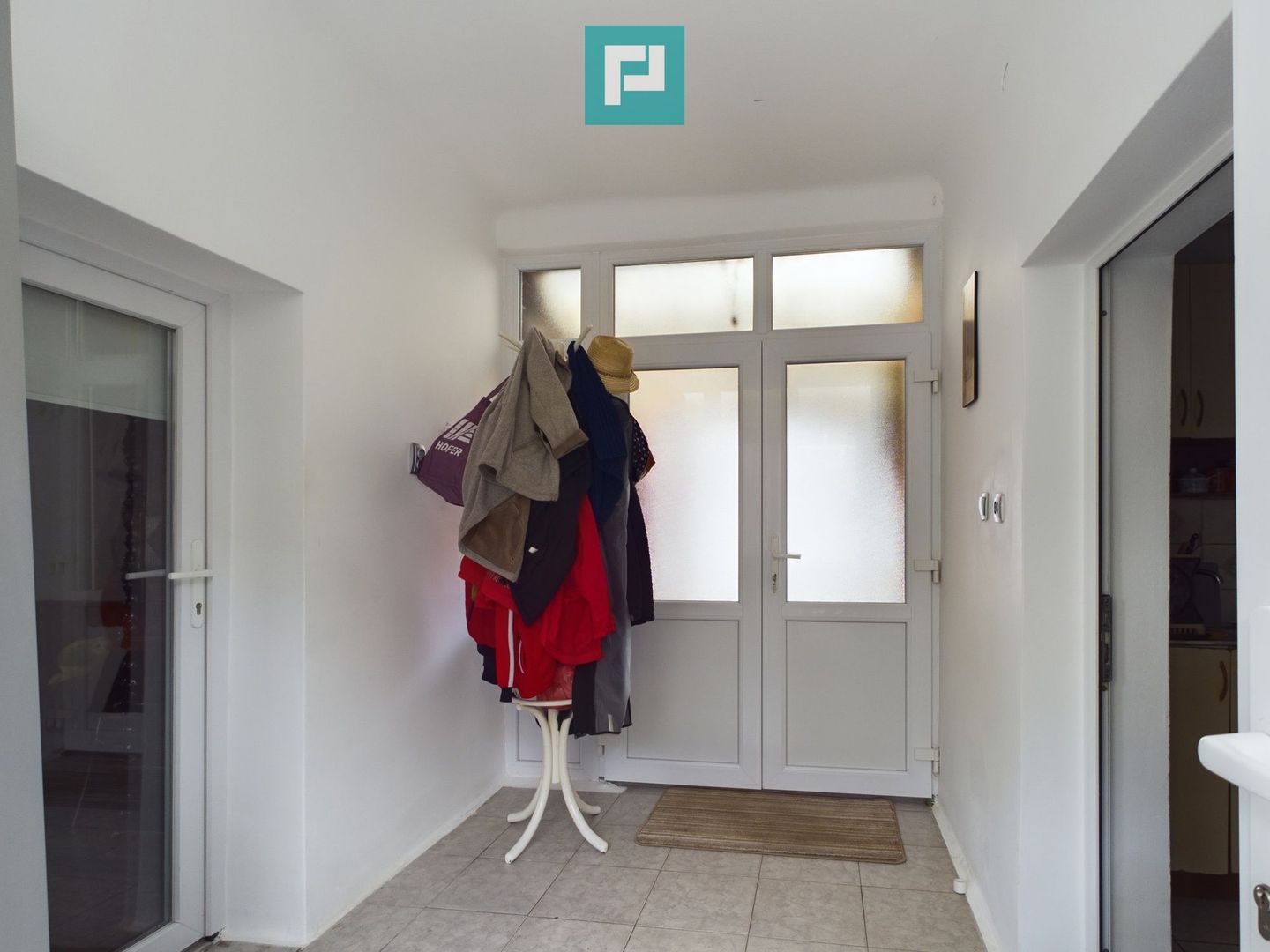 Casă ideală pentru o familie numeroasă, Sântana - Poză 9