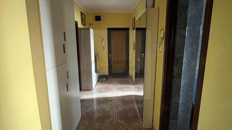 Apartament ultracentral cu 3 camere | lângă Magazinul Unirea - Poză 3