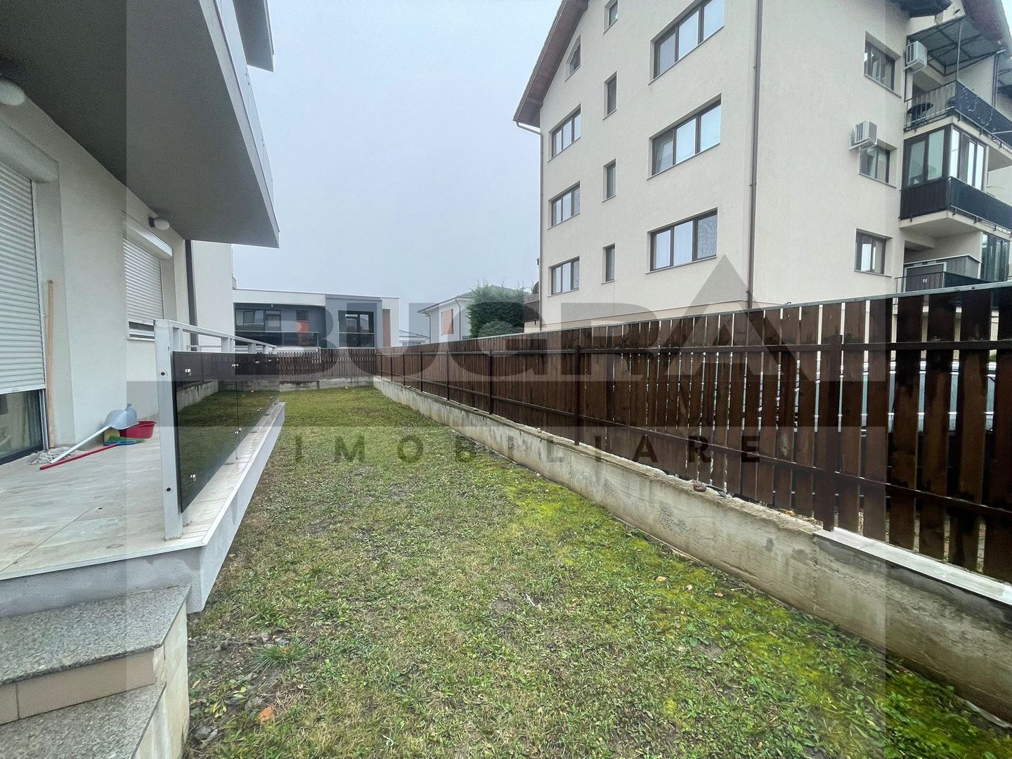 Apartament 4 camere,100mp, curte 120mp, 2 parcari, zona Eugen Ionesco - Poză 17