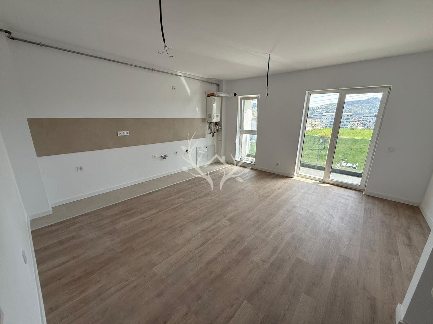 Apartament cu 2 camere, bloc nou, str Tineretului, Floresti - Poză 1