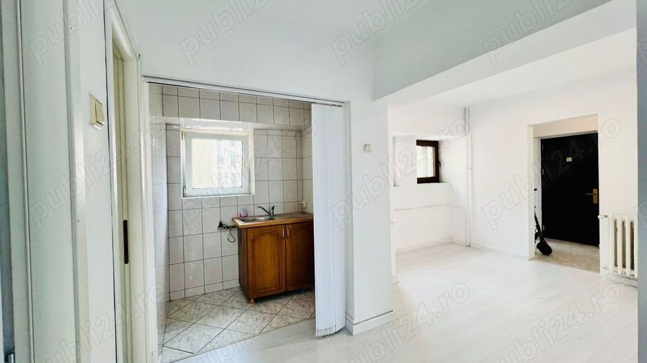 ultracentral unirii fantani   2 camere decomandate - Poză 5