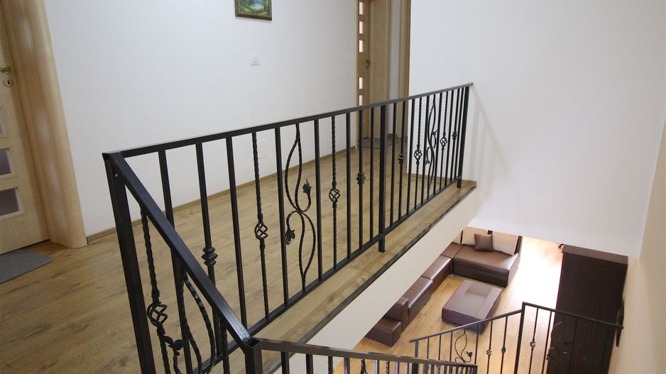 Casă / Vilă cu 4 camere de vanzare  în zona Aradului - Poză 7