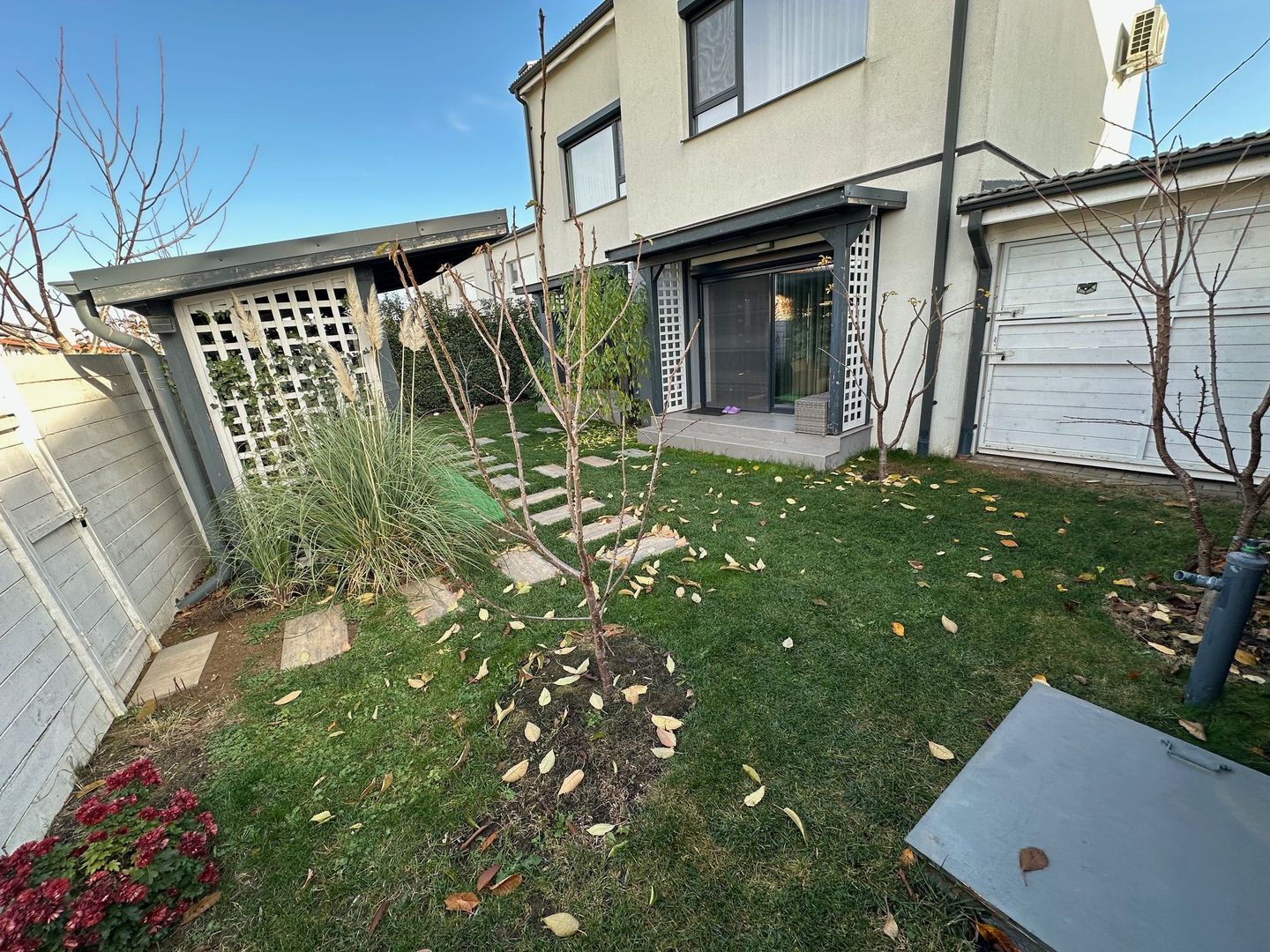 Duplex despărțit prin carpot - Poză 12